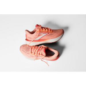 BROOKS LAUCH Femme