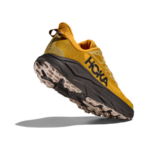 HOKA CHALLENGER 8