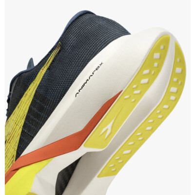 DIADORA GARA CARBON 3